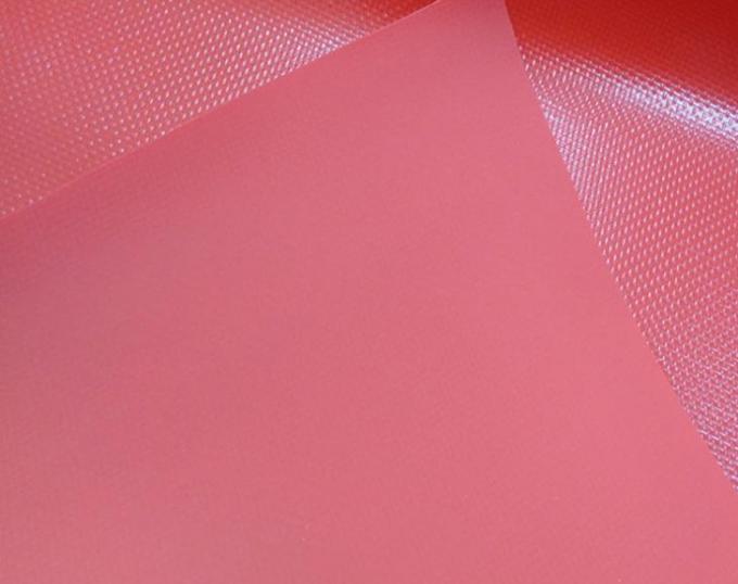 Le PVC rouge a enduit la larme 650gsm résistant 1000d*1000d 20*20 de bâche de polyester
